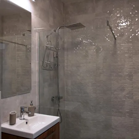 Apartment Sdh Comfortable Near Chopin Airport Warsaw