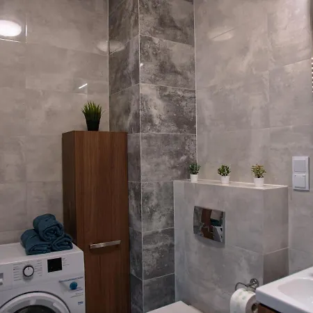 Sdh Comfortable Near Chopin Airport Apartment Warsaw
